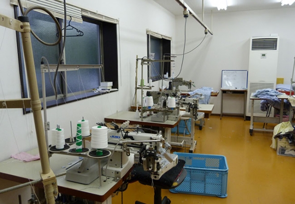 阿里冈山缝纫工厂