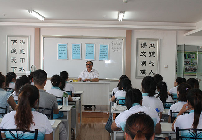 日本加拿大留学